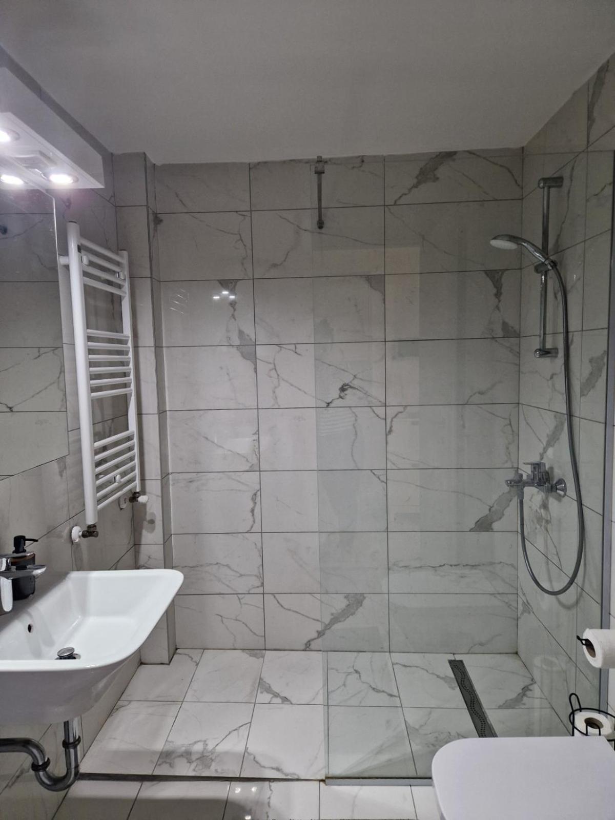 Kamche Lux Apartment Skopje Bagian luar foto