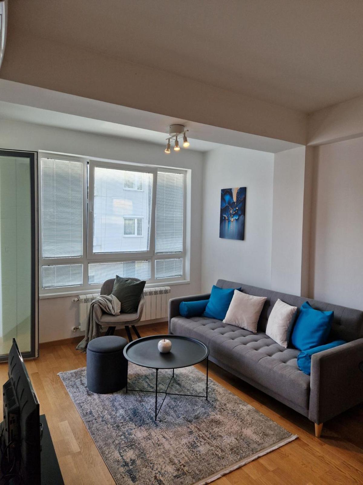 Kamche Lux Apartment Skopje Bagian luar foto