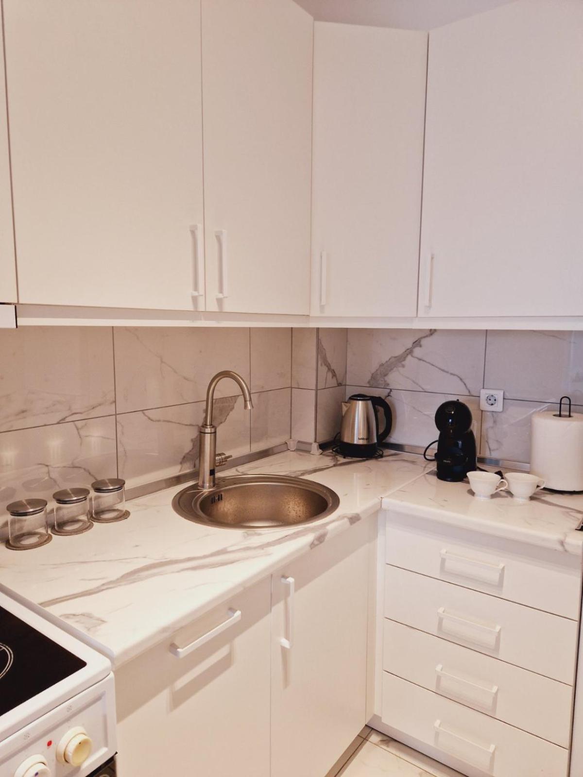 Kamche Lux Apartment Skopje Bagian luar foto