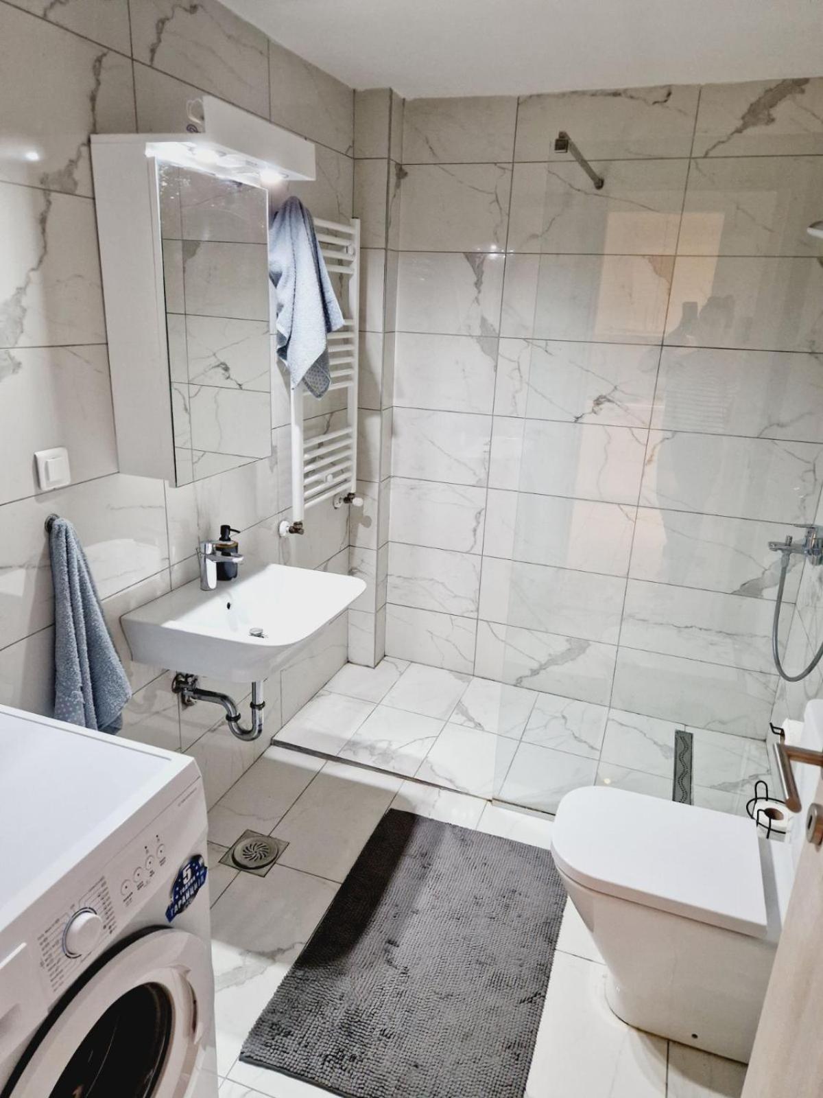 Kamche Lux Apartment Skopje Bagian luar foto